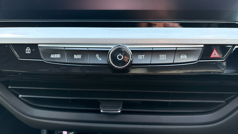 Vauxhall Grandland 1.2 Turbo Ultimate 5dr Petrol Hatchback